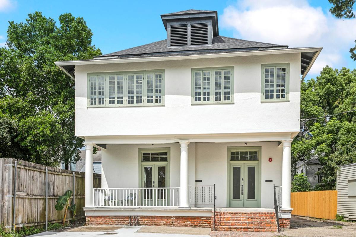 Apartment for rent at 7417 Burthe St #1B, New Orleans, LA 70118