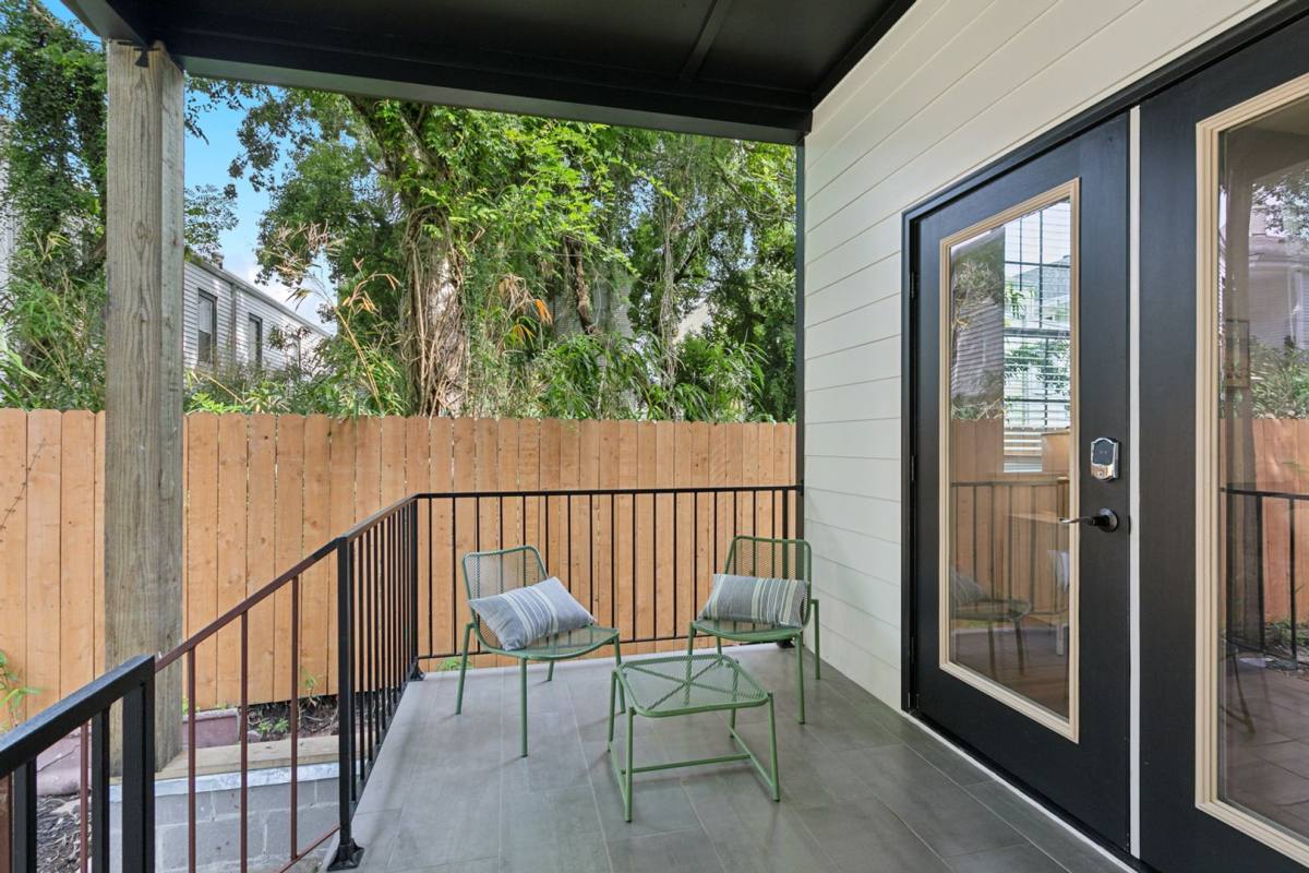 Apartment for rent at 7417 Burthe St #1B, New Orleans, LA 70118