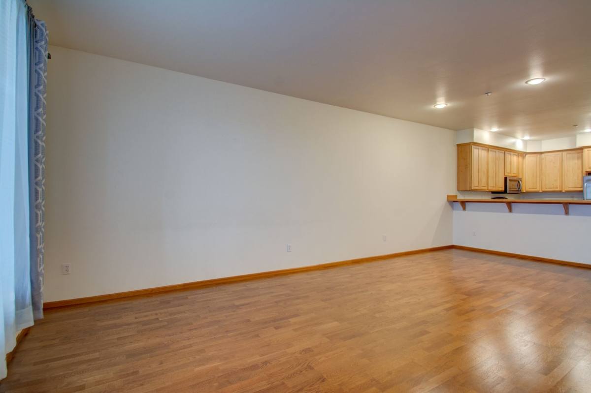 Condo for rent at 1850 SW Scenic Heights St, Oak Harbor, WA 98277