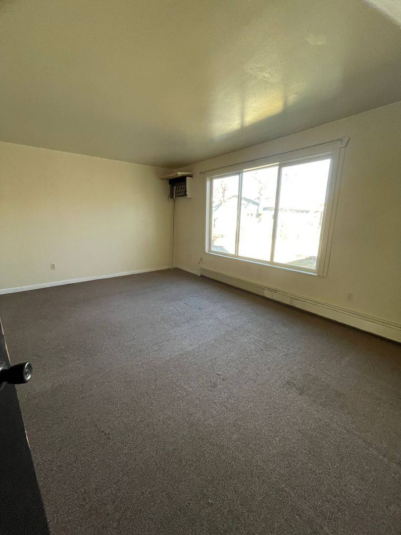 Apartment for rent at 1227 Howard, Billings, MT 59102