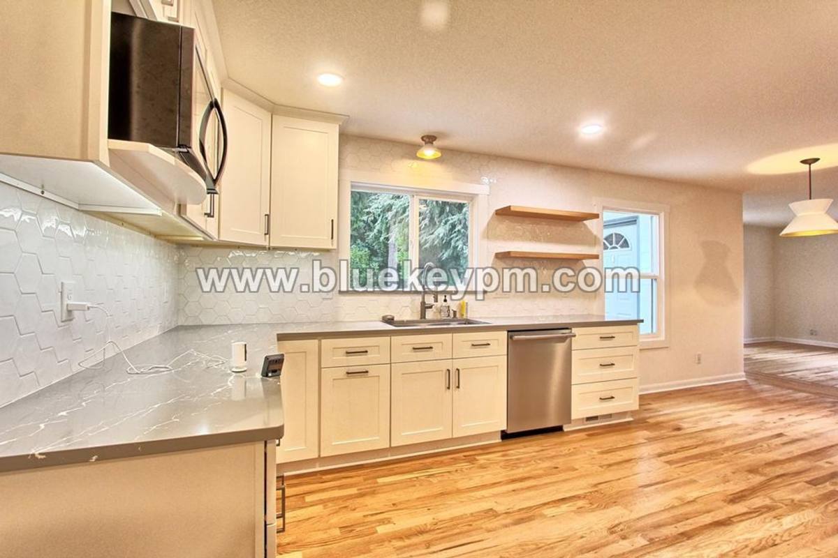 House for rent at 4114 NE 56th St, Vancouver, WA 98661