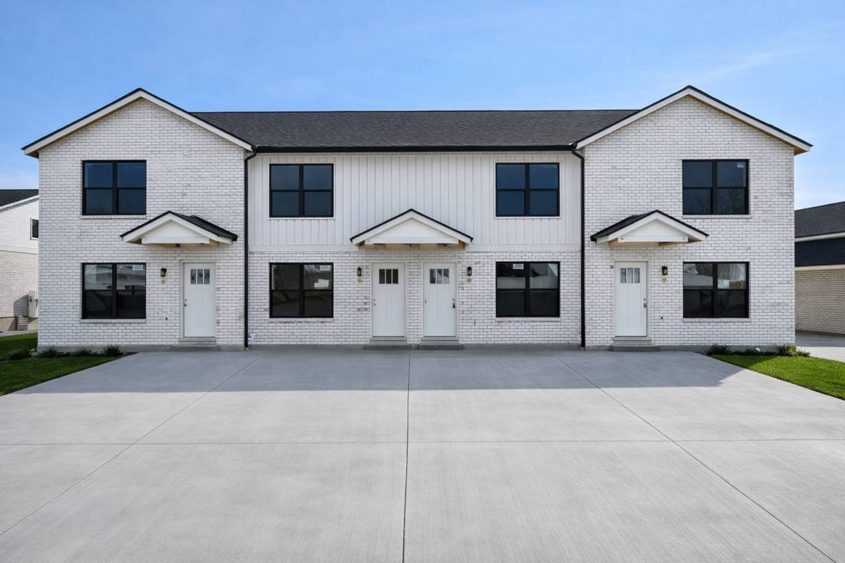 Townhouse for rent at 16825 Autumn Terrace Court, Ballwin, MO 63011