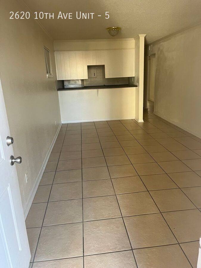 Apartment for rent at 2620 10th Ave #5, Canyon, TX 79015