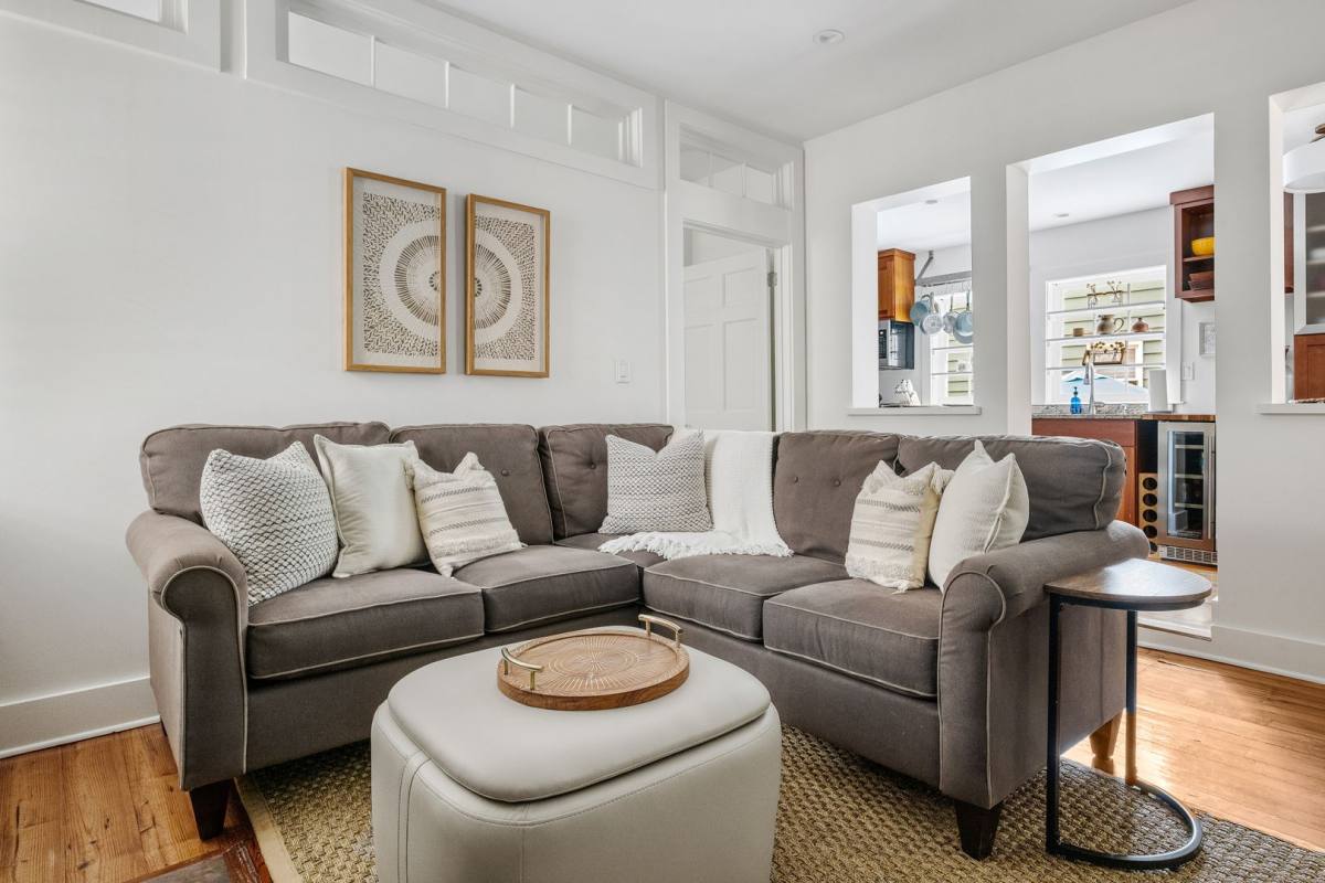 Apartment for rent at 234 Rutledge Ave #A, Charleston, SC 29403