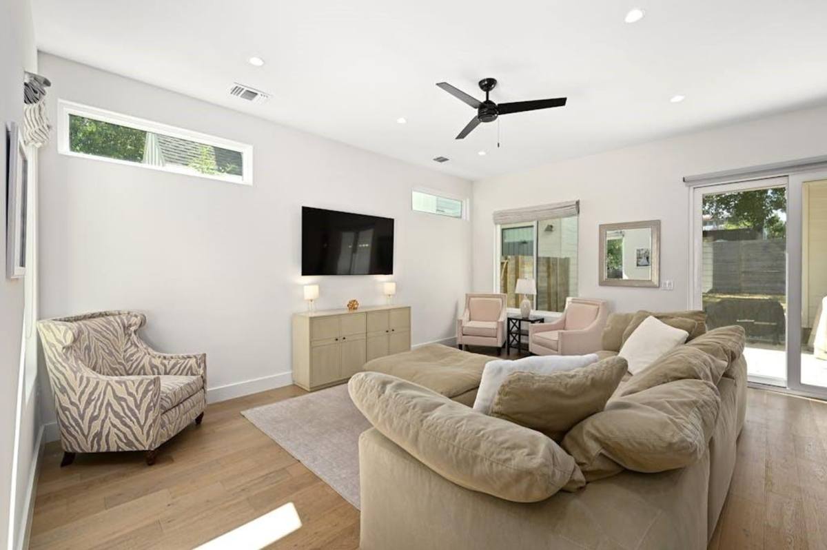 House for rent at 5212 Huisache St #2, Austin, TX 78751