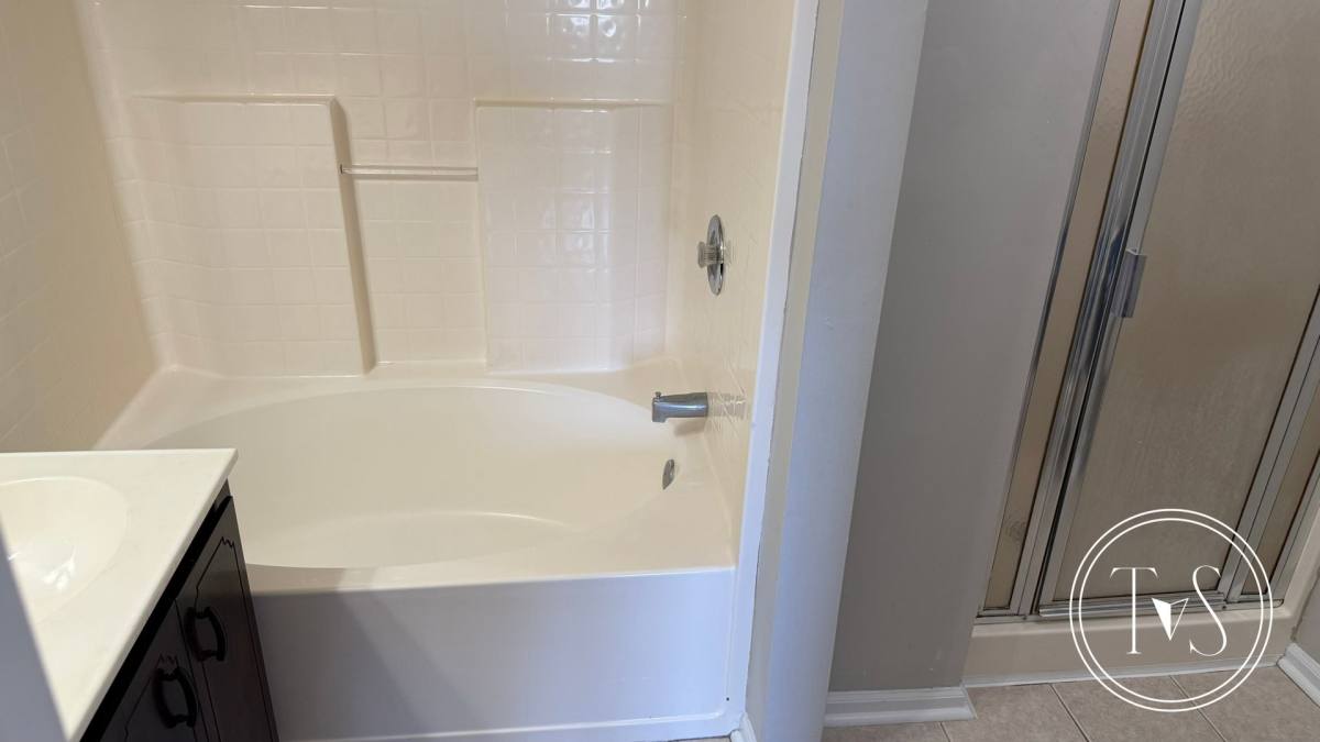House for rent at 1909 Stonehenge Dr, Hinesville, GA 31313