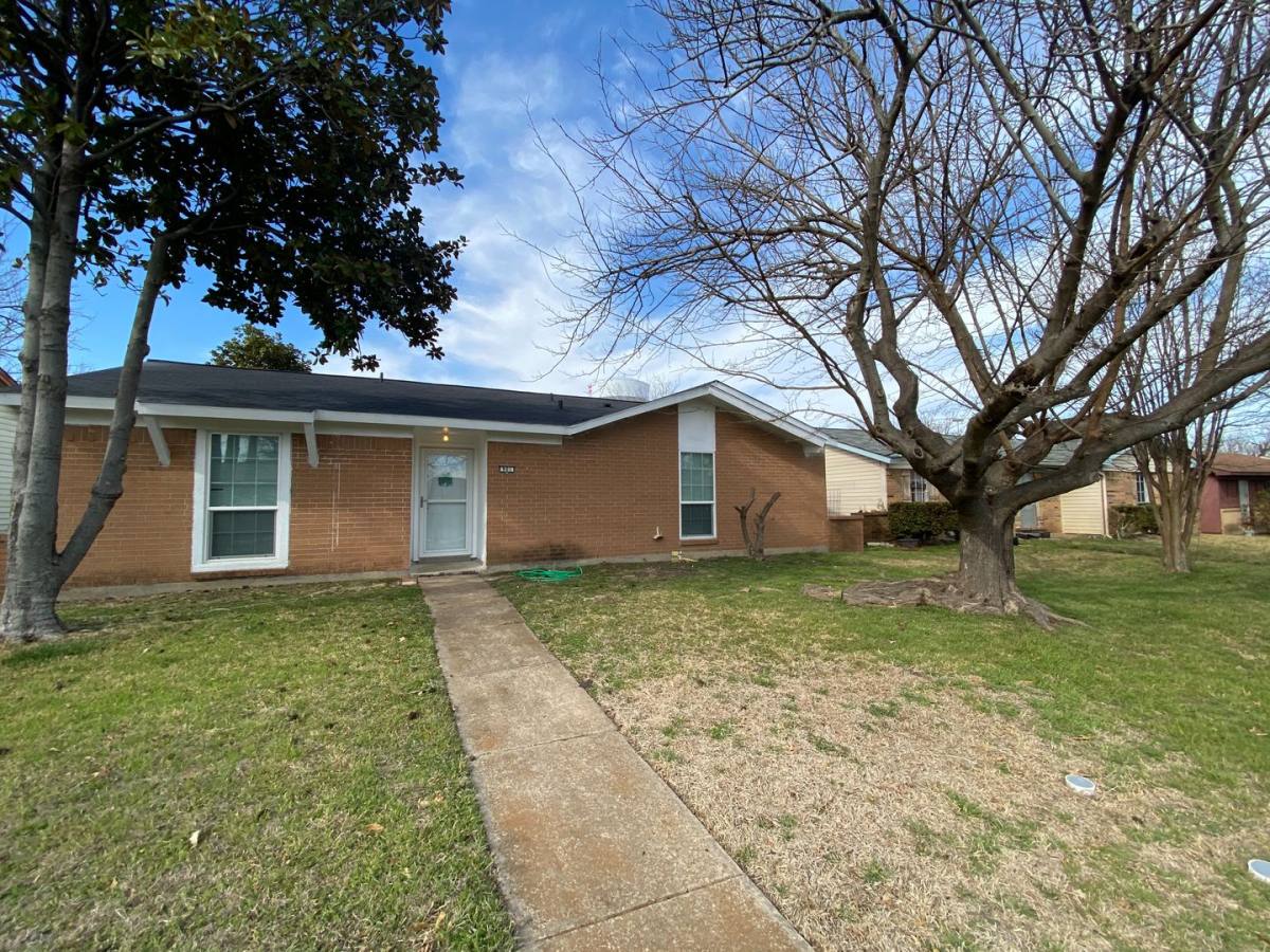 House for rent at 901 Wandering Way Dr, Allen, TX 75002