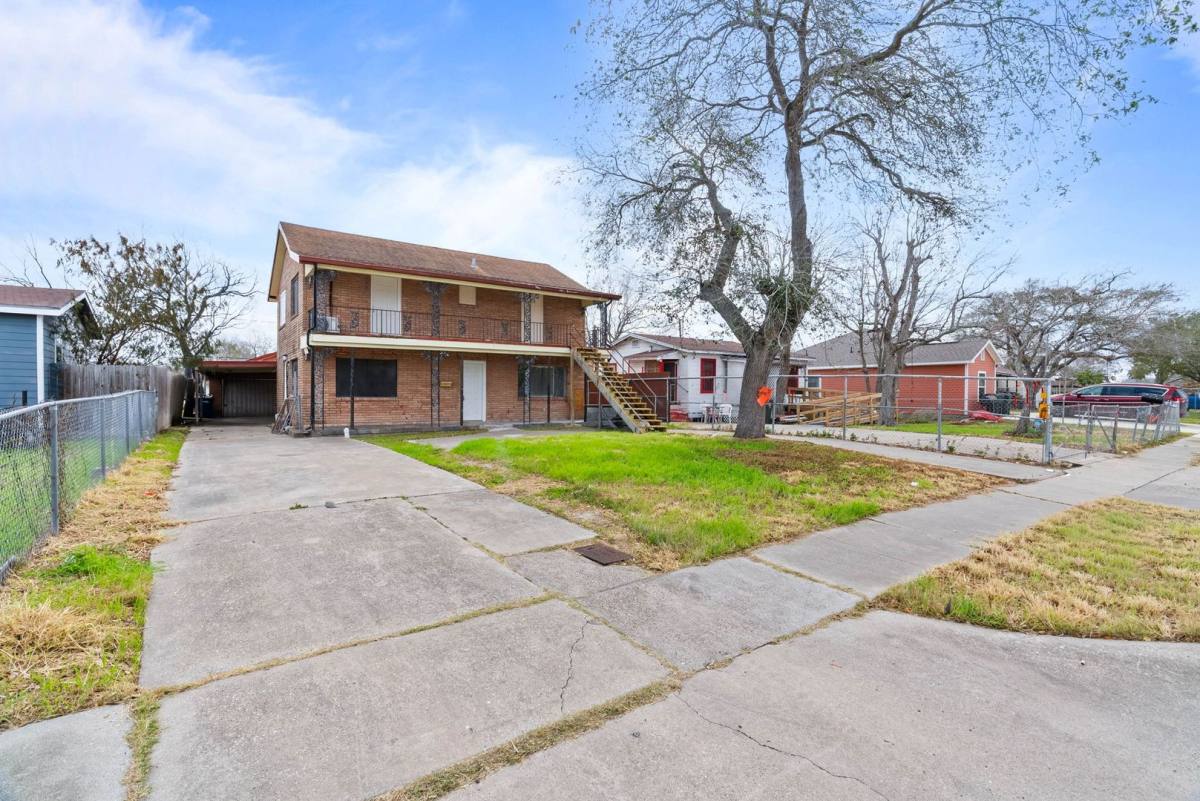 Apartment for rent at 2622 Cloyde St, Corpus Christi, TX 78404