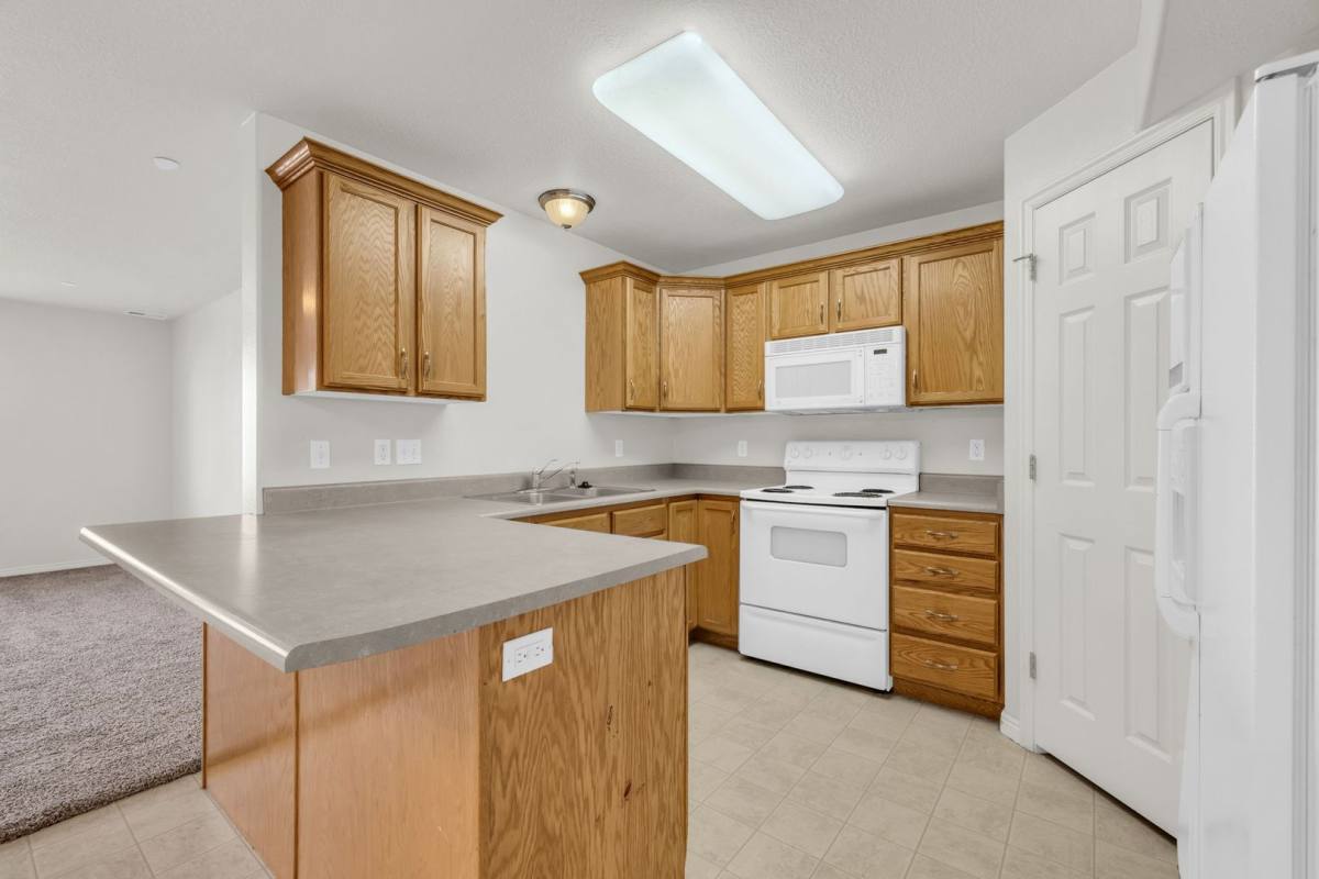 Condo for rent at 3585 E Rock Creek Rd, Eagle Mountain, UT 84005