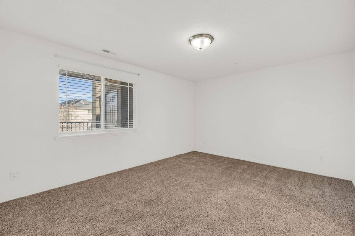 Condo for rent at 3585 E Rock Creek Rd, Eagle Mountain, UT 84005