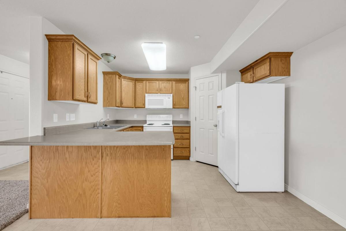 Condo for rent at 3585 E Rock Creek Rd, Eagle Mountain, UT 84005