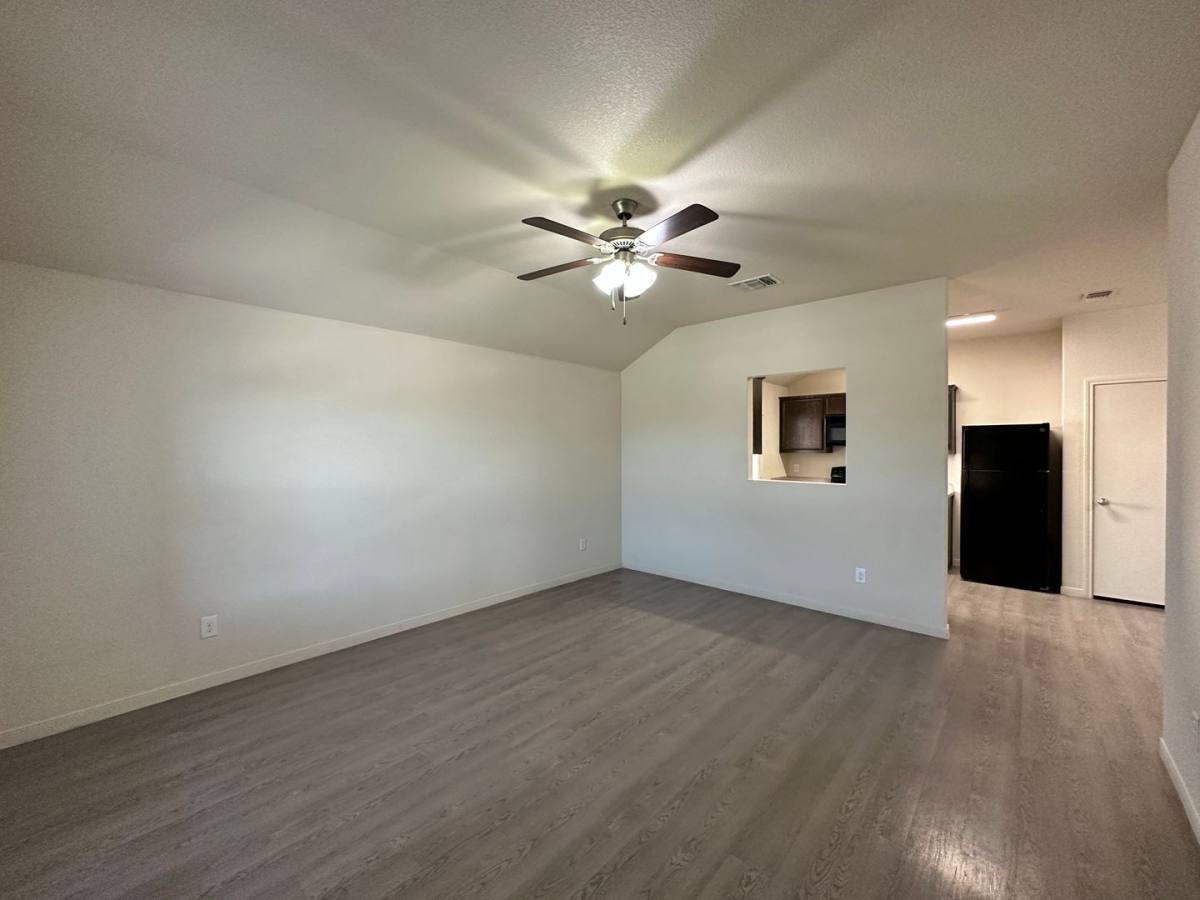 Townhouse for rent at 5708 Rustler Dr, Killeen, TX 76543