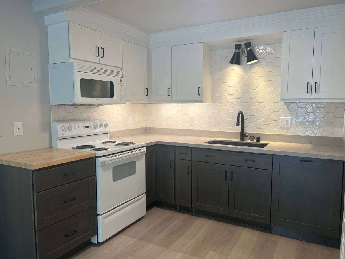 Condo for rent at 535 20th Ave E, Seattle, WA 98112