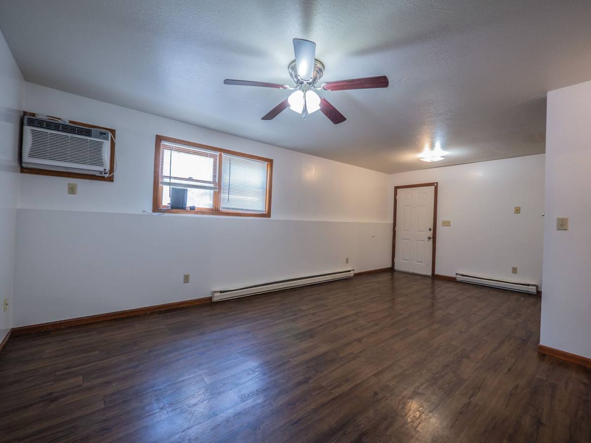 Apartment for rent at 1104 N Walnut, Maryville, MO 64468