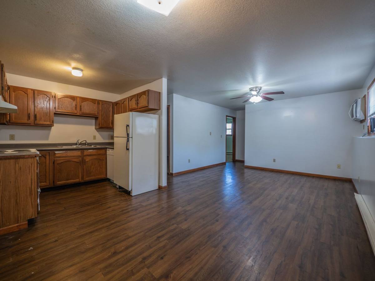 Apartment for rent at 1104 N Walnut, Maryville, MO 64468