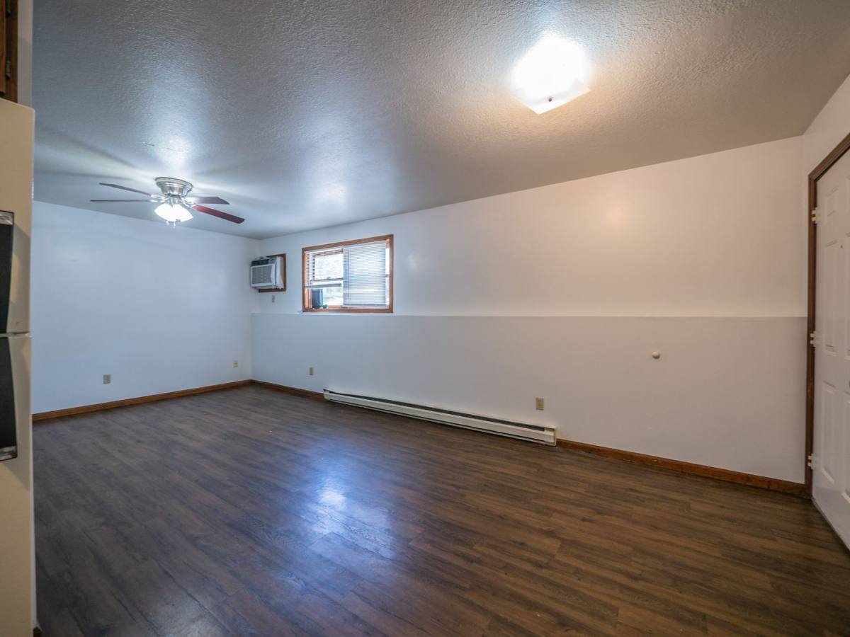 Apartment for rent at 1104 N Walnut, Maryville, MO 64468