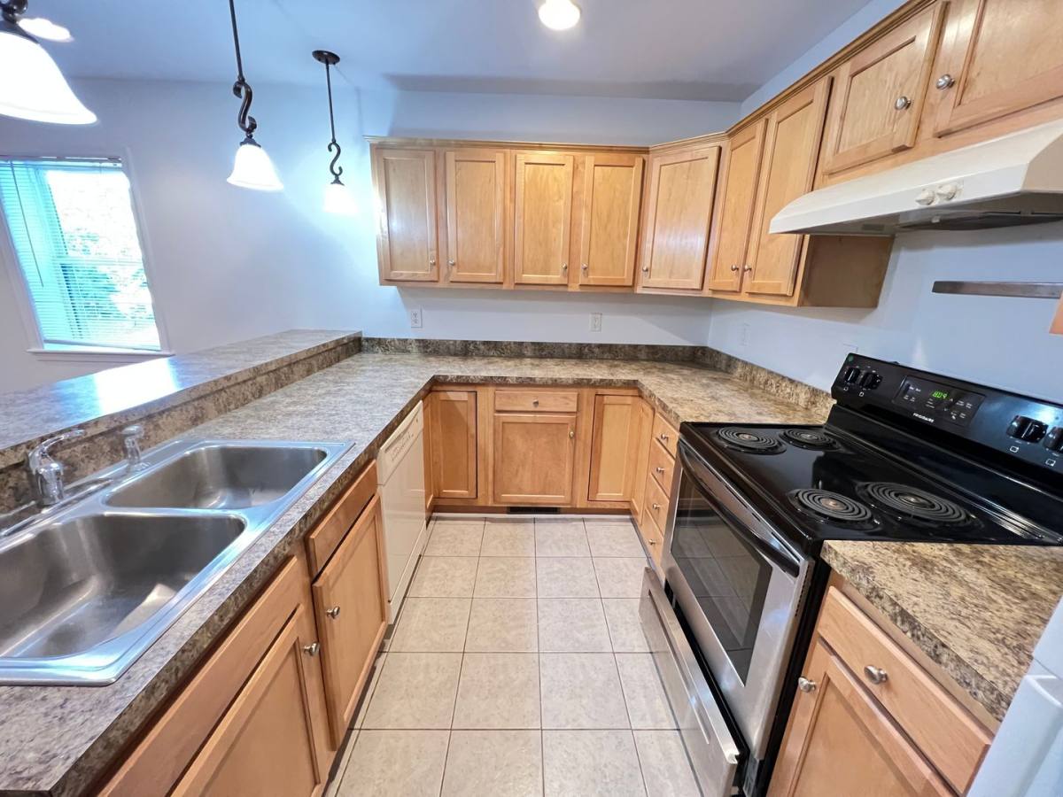 Apartment for rent at 702 Delevan St, Charlottesville, VA 22903