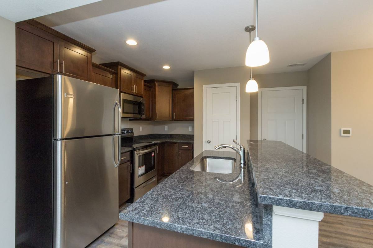 Townhouse for rent at 150 S 26th St, West Des Moines, IA 50265