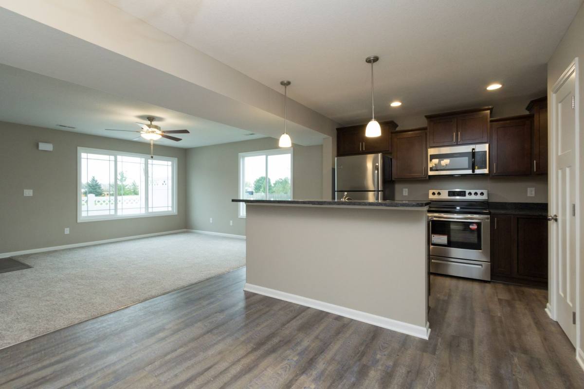 Townhouse for rent at 150 S 26th St, West Des Moines, IA 50265