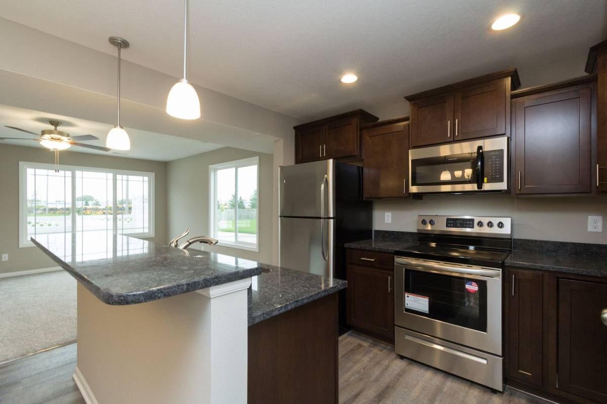 Townhouse for rent at 150 S 26th St, West Des Moines, IA 50265