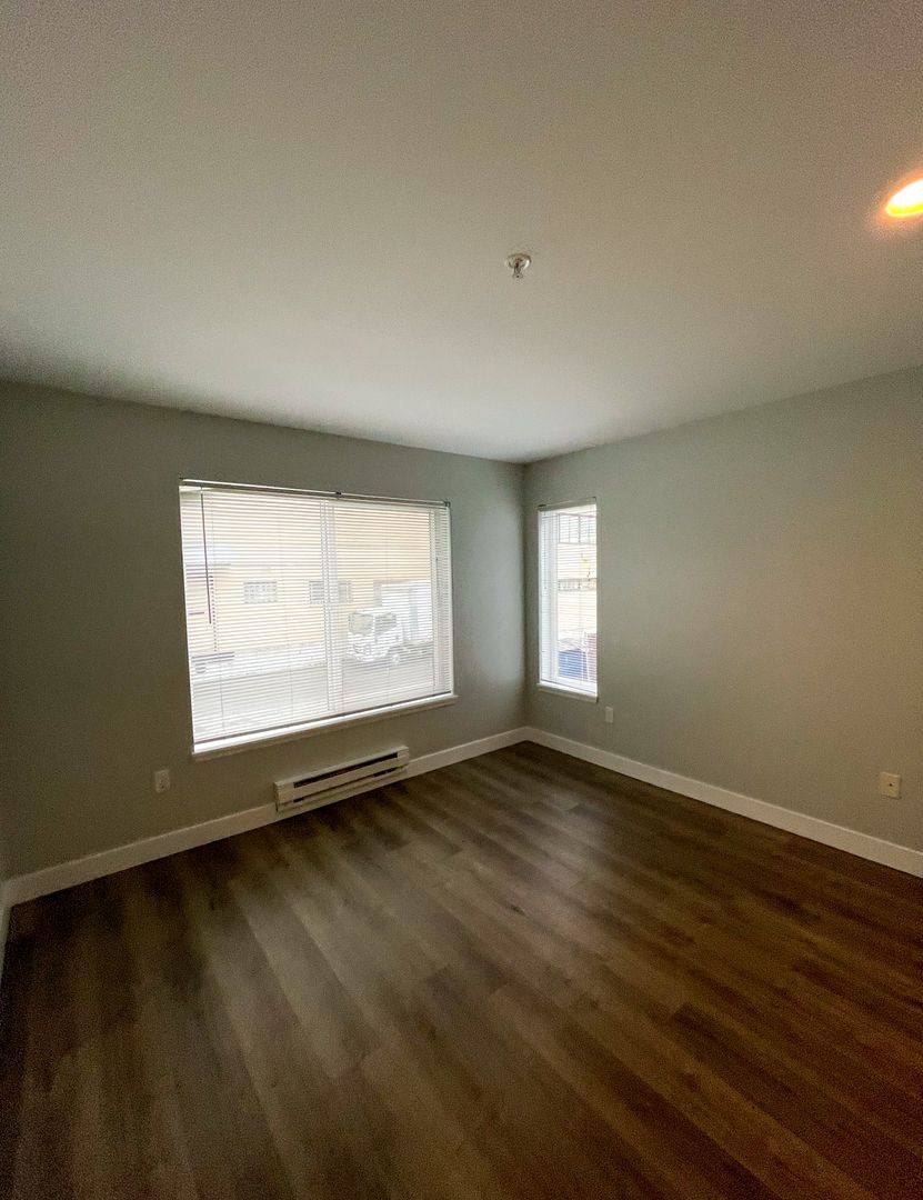 Apartment for rent at 9527 Interlake Ave N, Seattle, WA 98103
