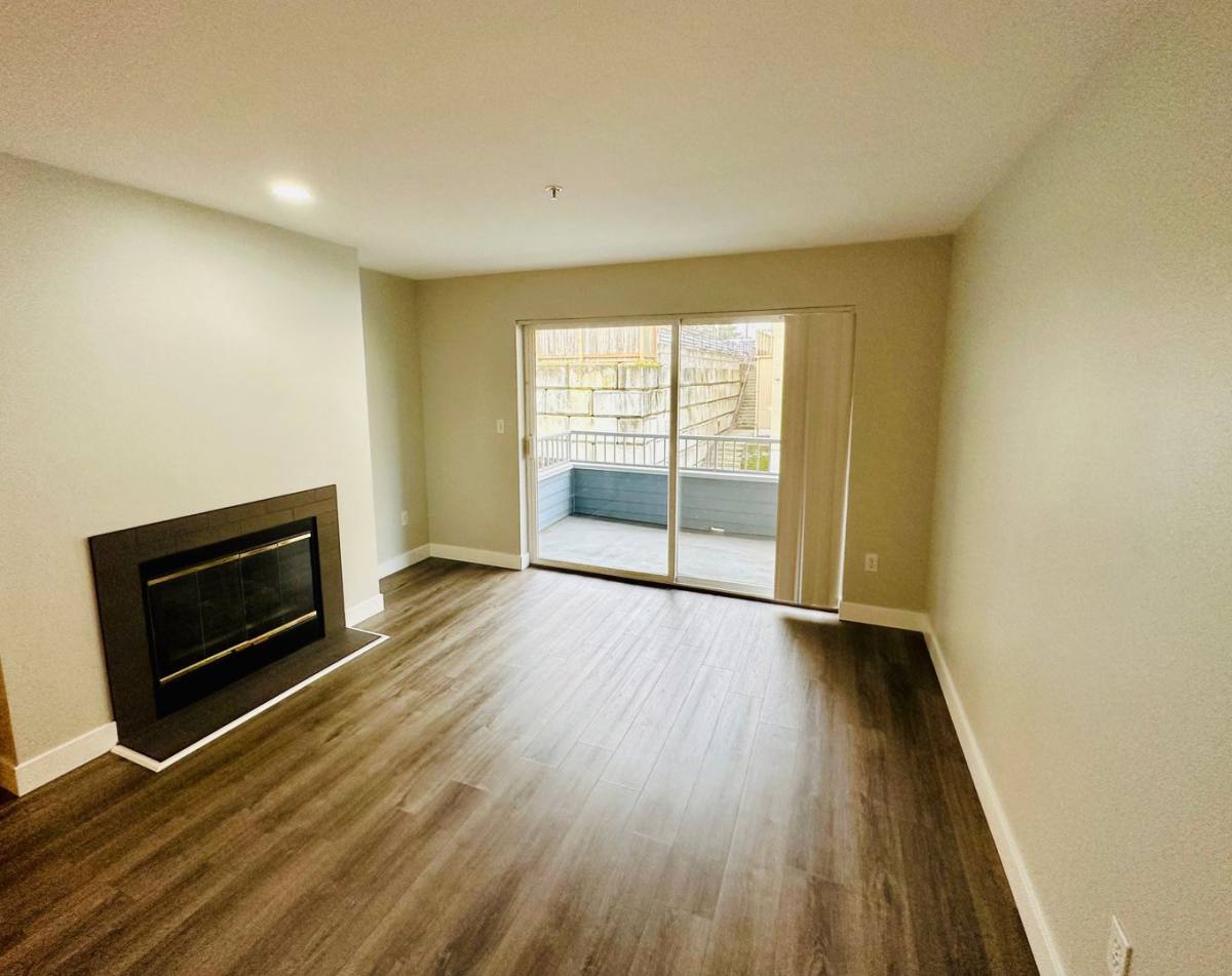 Apartment for rent at 9527 Interlake Ave N, Seattle, WA 98103