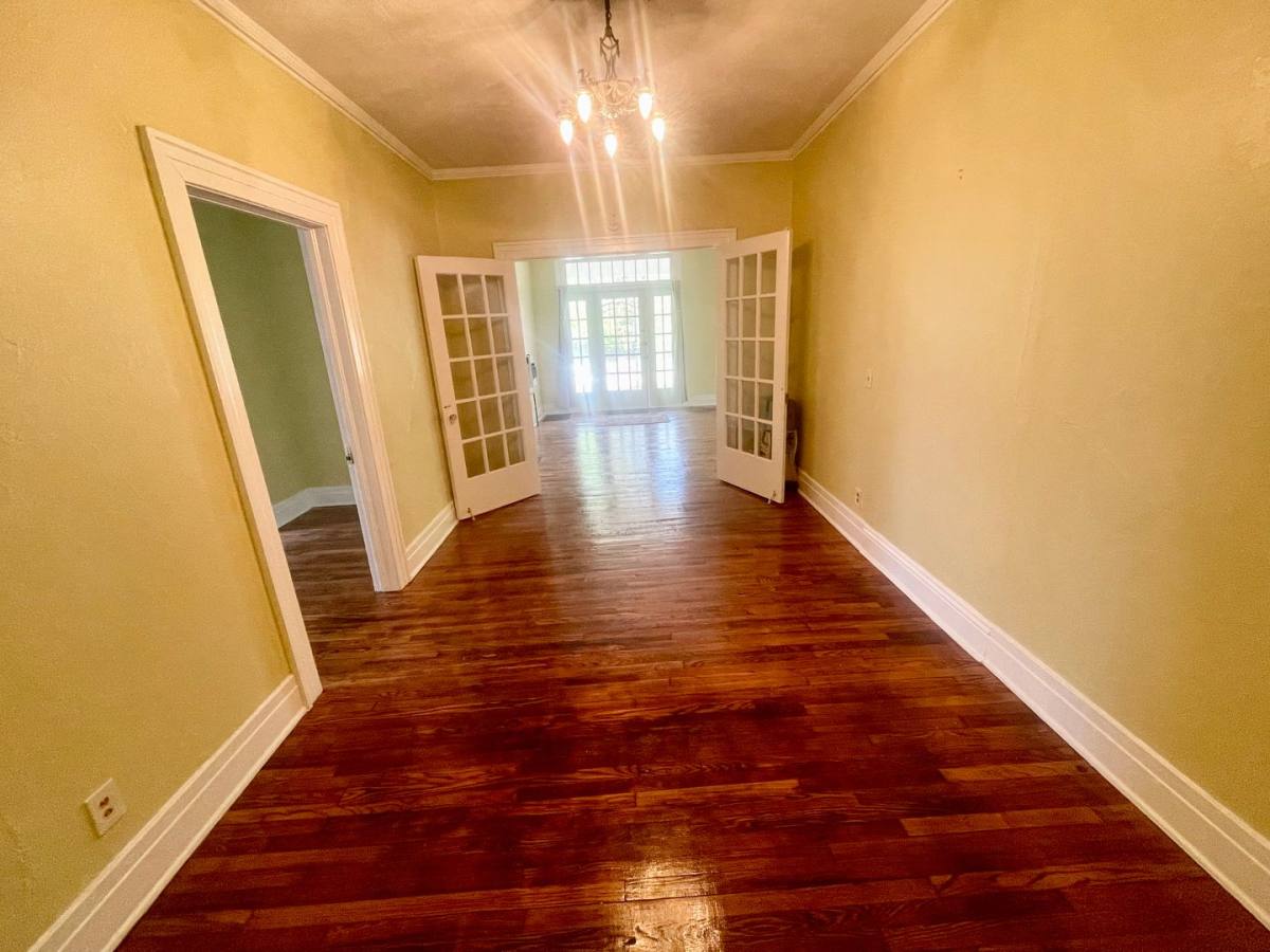 Apartment for rent at 828 Jefferson St, Jackson, MS 39202