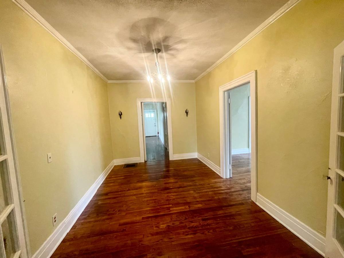 Apartment for rent at 828 Jefferson St, Jackson, MS 39202