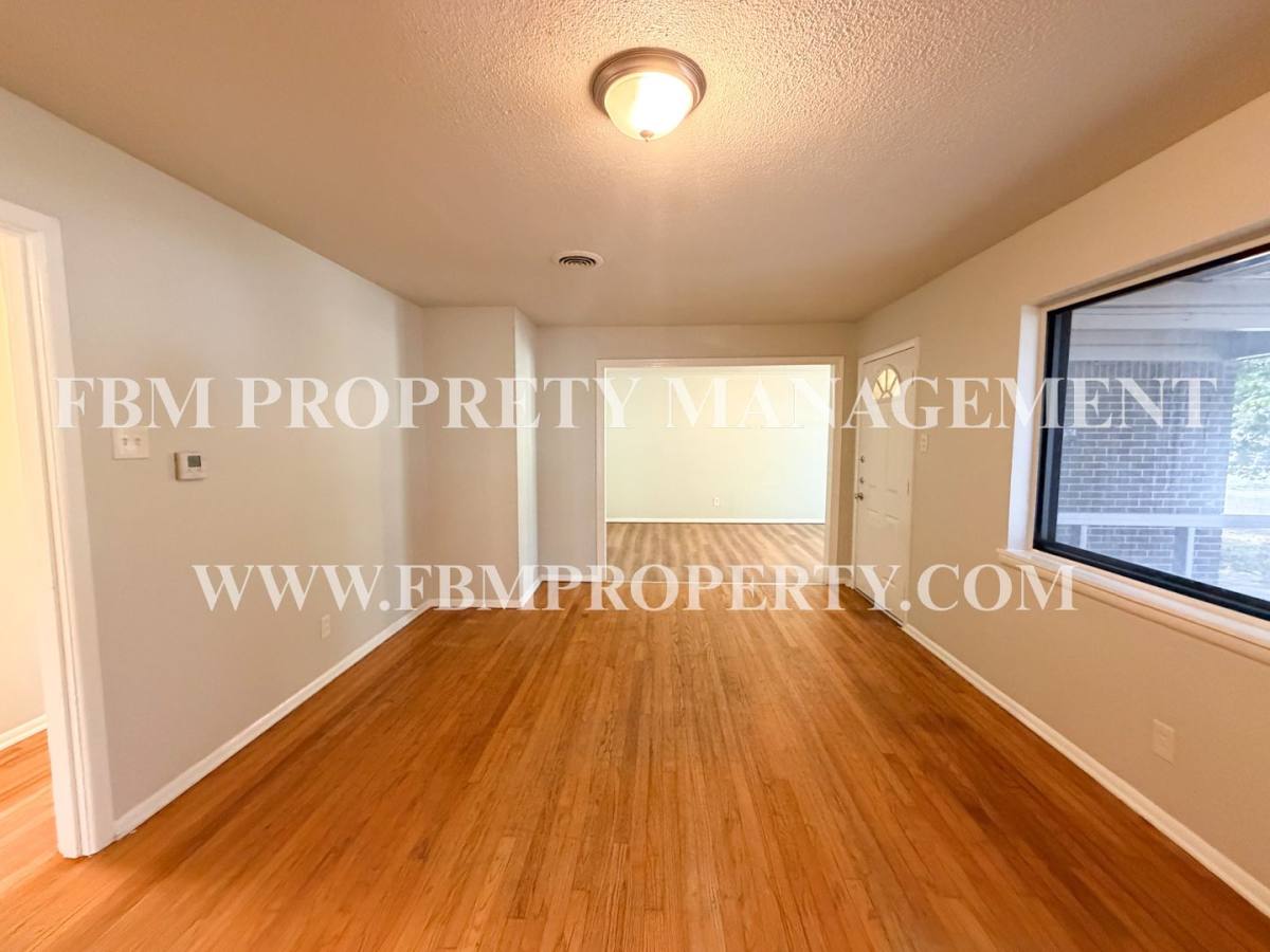 House for rent at 118 Brazos St, Garland, TX 75041