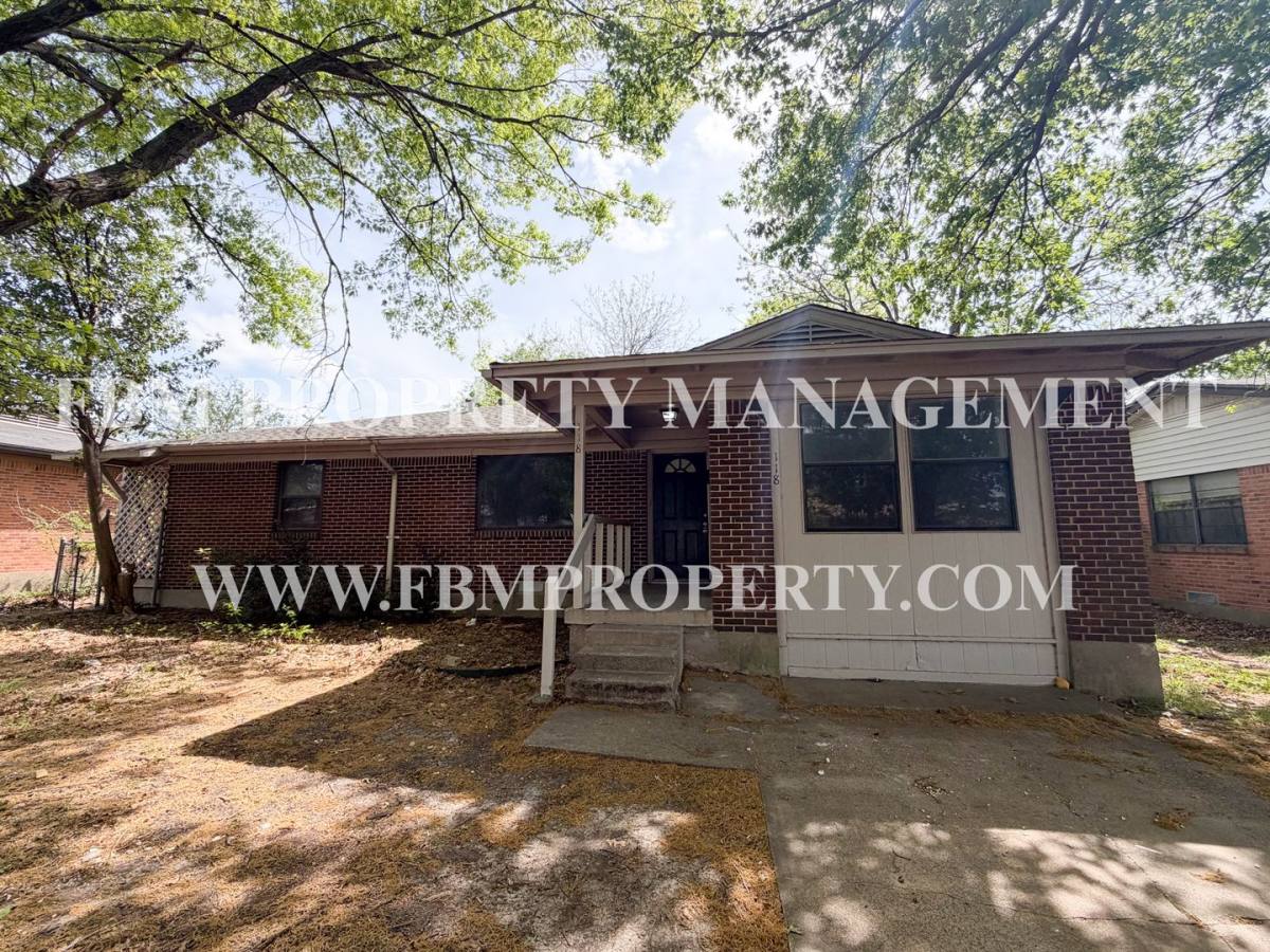 House for rent at 118 Brazos St, Garland, TX 75041
