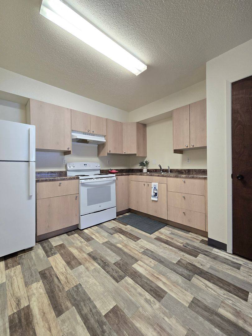 Apartment for rent at 904 Thomas Ave NE, Jamestown, ND 58401