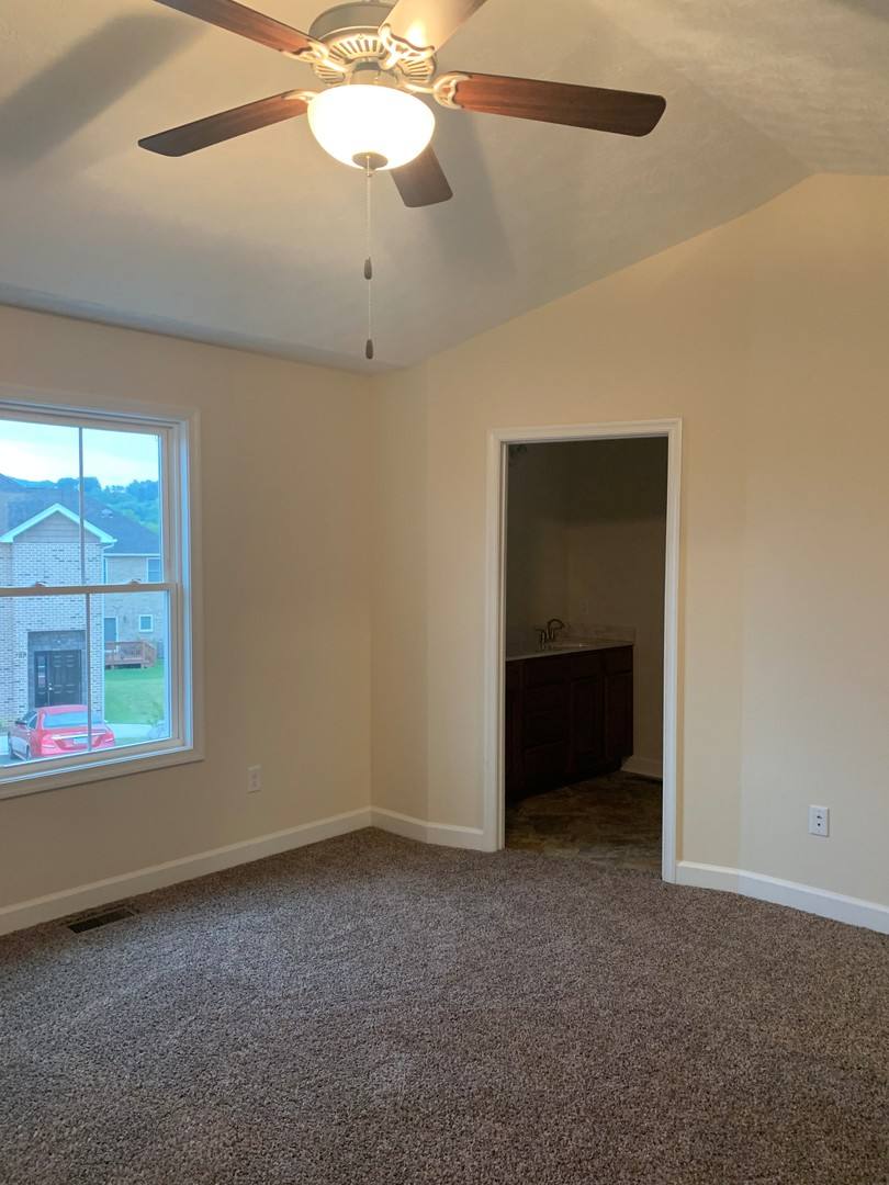 Townhouse for rent at 165 Cedar Point Lane, Harrisonburg, VA 22802