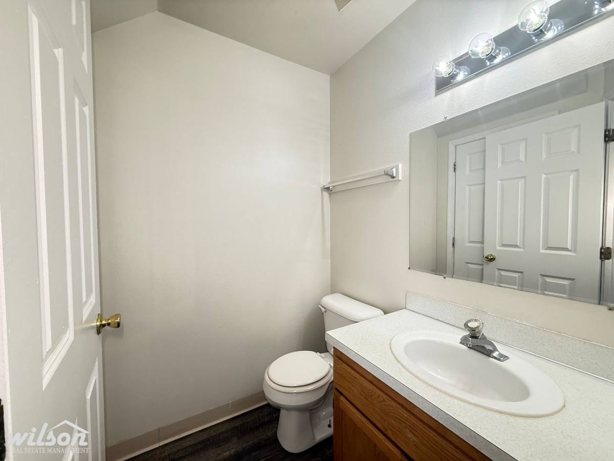 Apartment for rent at 1103 Browne Ave, Yakima, WA 98902