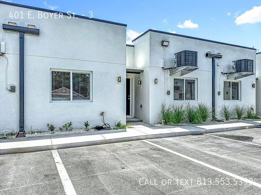Apartment for rent at 401 E Boyer St #3, Tarpon Springs, FL 34689