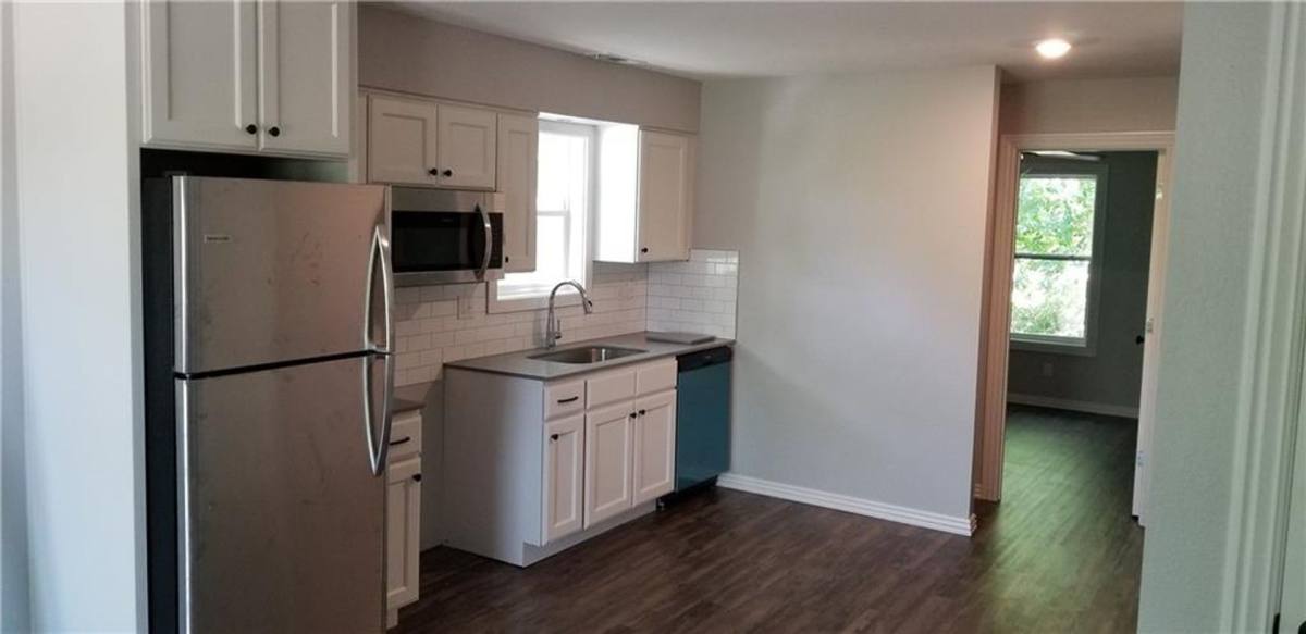 Apartment for rent at 721 Taylor, Fayetteville, AR 72701