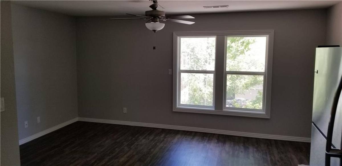 Apartment for rent at 721 Taylor, Fayetteville, AR 72701