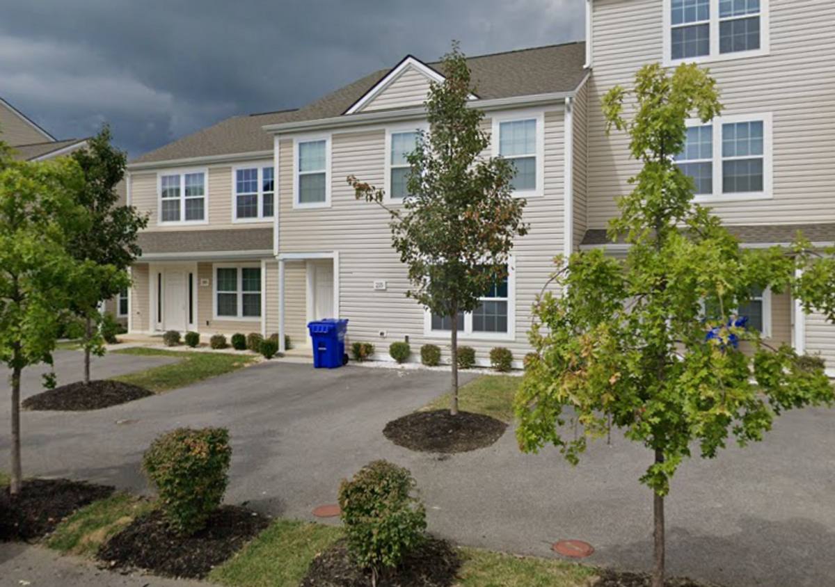Townhouse for rent at 215 Twig St, Christiansburg, VA 24073