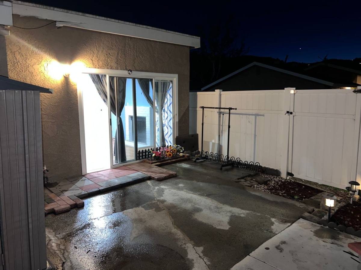Apartment for rent at 44586 La Paz Rd, Temecula, CA 92592