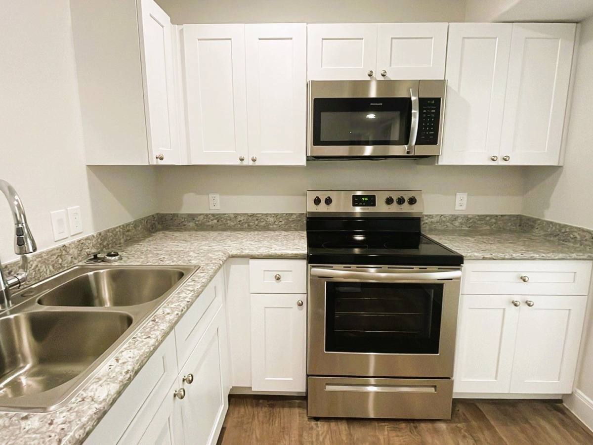 Apartment for rent at 711 S Houston Ave, Humble, TX 77338