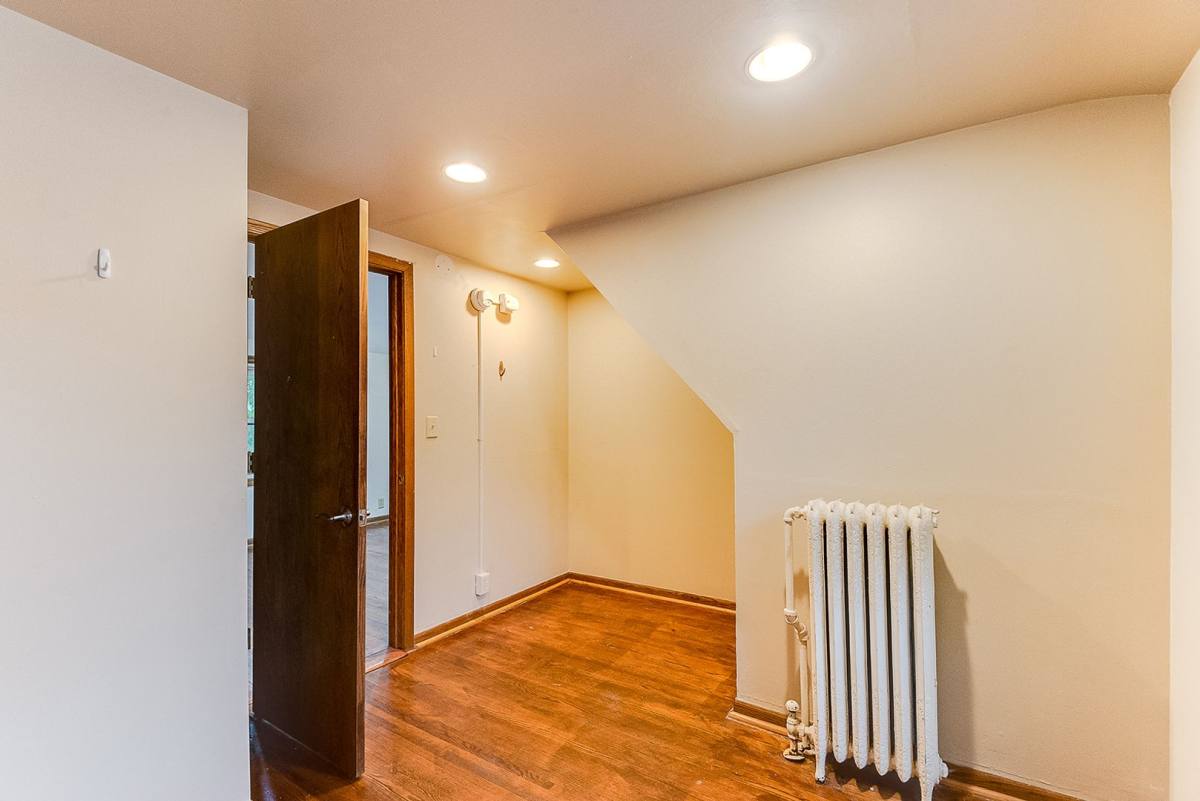 Apartment for rent at 293 Wilder St, Saint Paul, MN 55104