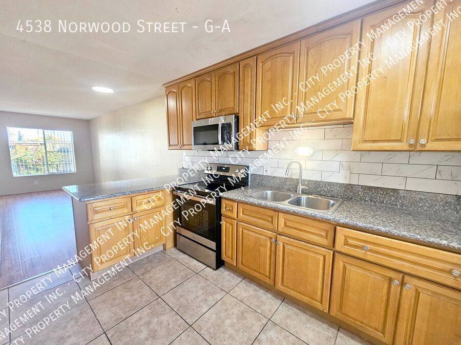 Townhouse for rent at 4538 Norwood St #G-A, San Diego, CA 92115