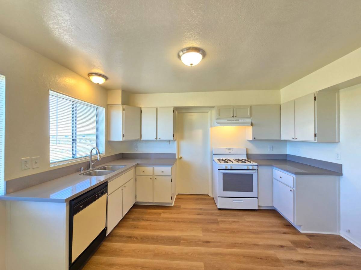 Apartment for rent at 6611 California City Blvd, California City, CA 93505
