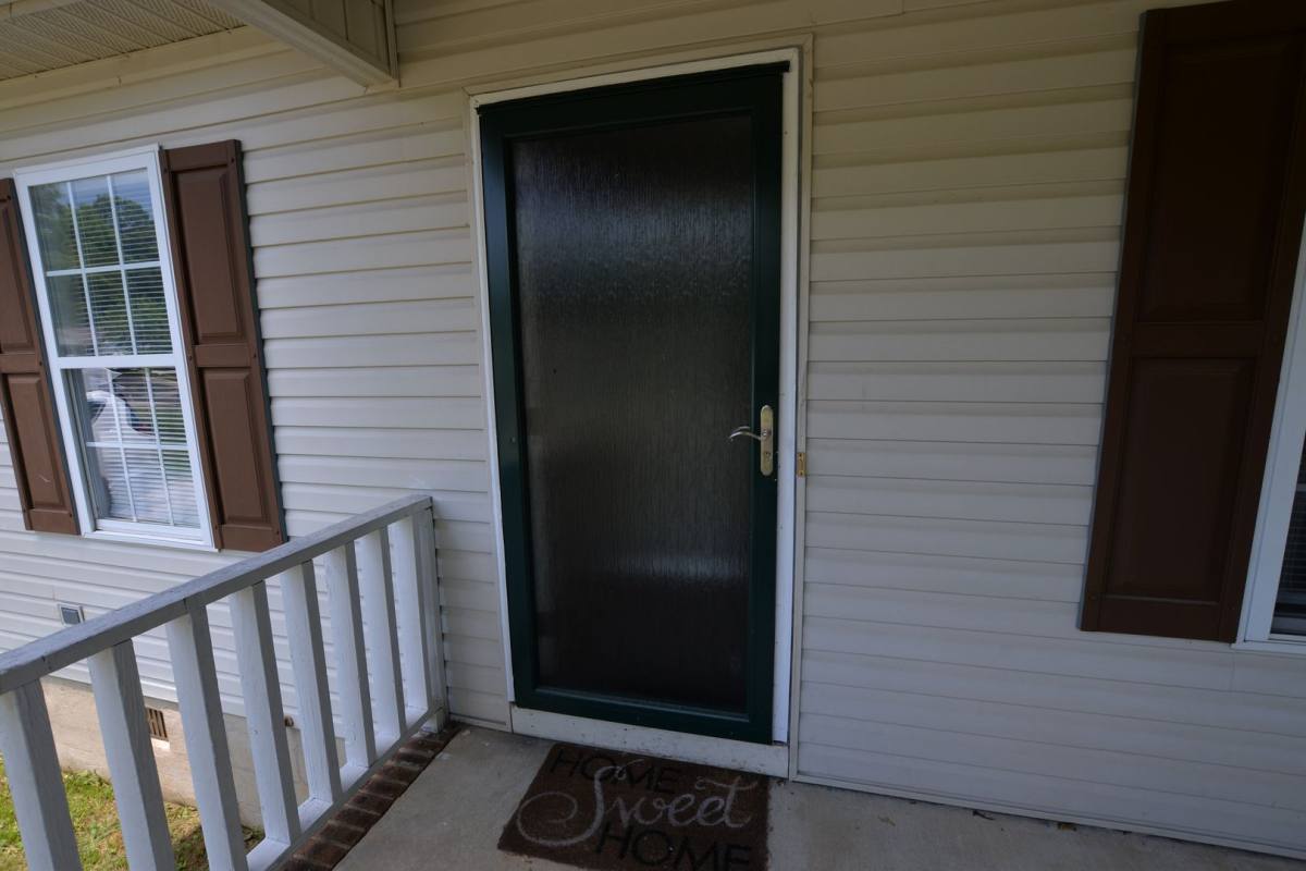 House for rent at 1715 Rainbow Dr, Greensboro, NC 27403