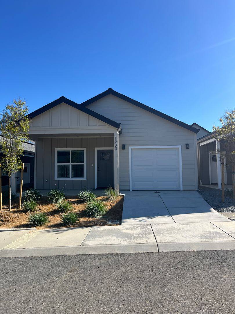 House for rent at 1230 Old Alturas Rd, Redding, CA 96003