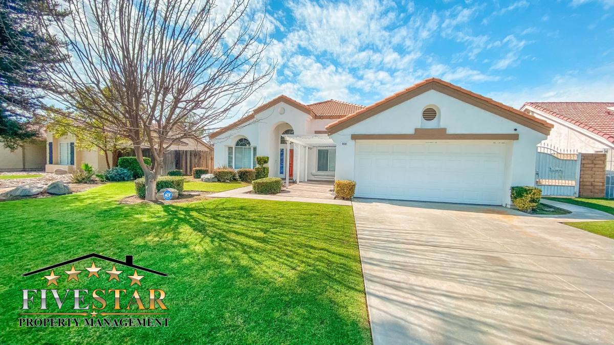 House for rent at 8501 Tamworth St, Bakersfield, CA 93313