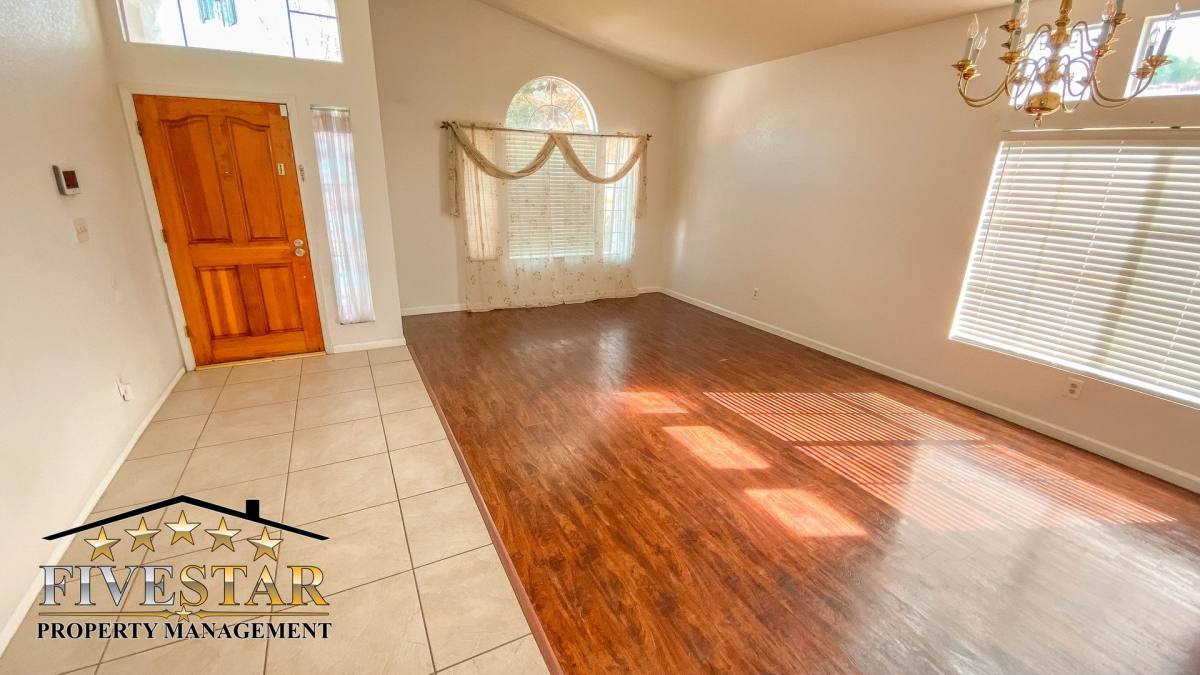 House for rent at 8501 Tamworth St, Bakersfield, CA 93313