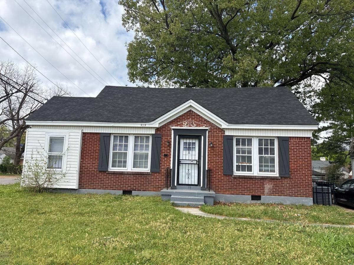 House for rent at 919 Barbara Dr, Memphis, TN 38108