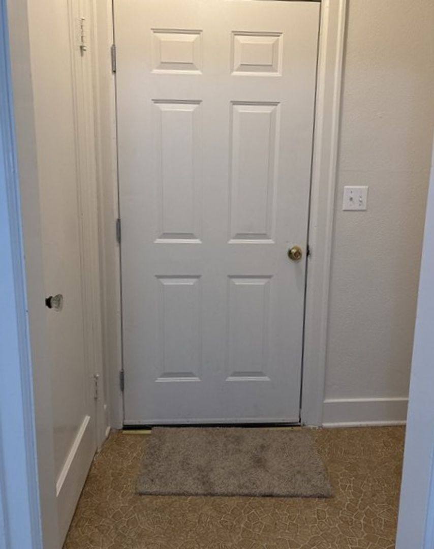 House for rent at 595 E Washington St, Stayton, OR 97383