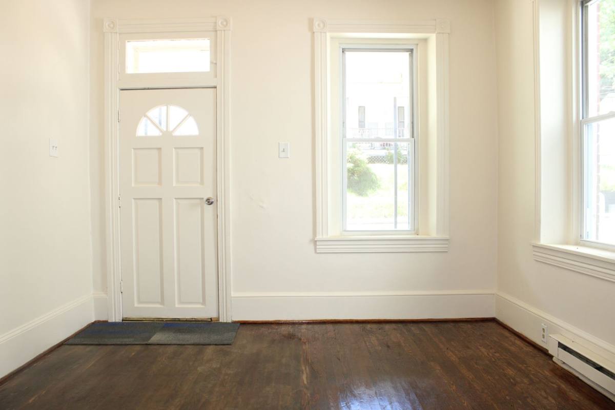 House for rent at 118 W Main St, Windsor, PA 17366