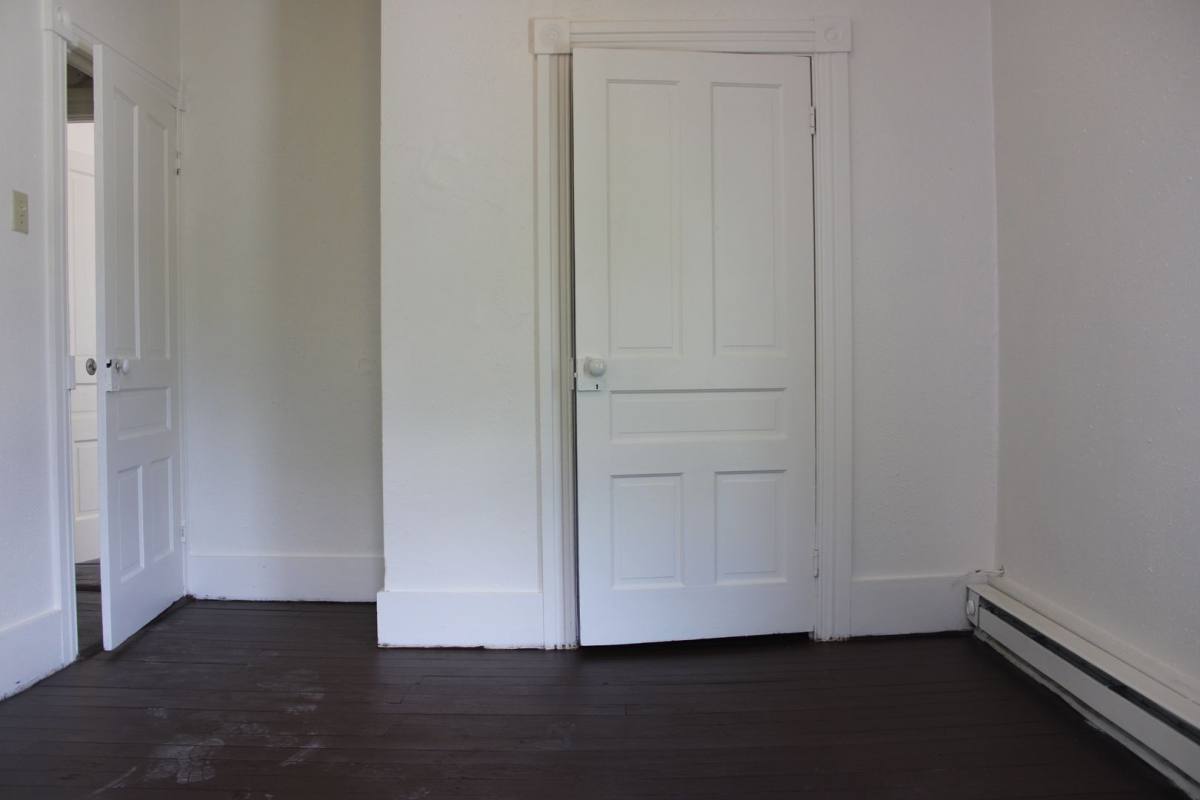 House for rent at 118 W Main St, Windsor, PA 17366